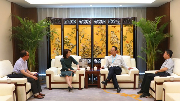 定西市委常委、宣傳部長陳月芳一行 到集團(tuán)公司推介洽談合作項(xiàng)目